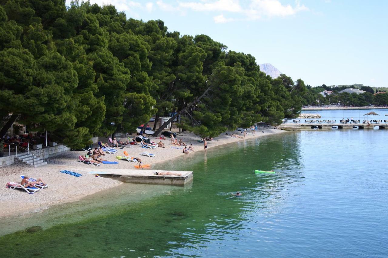 Spacious Family Apartment Near The Beach Makarska Exterior foto